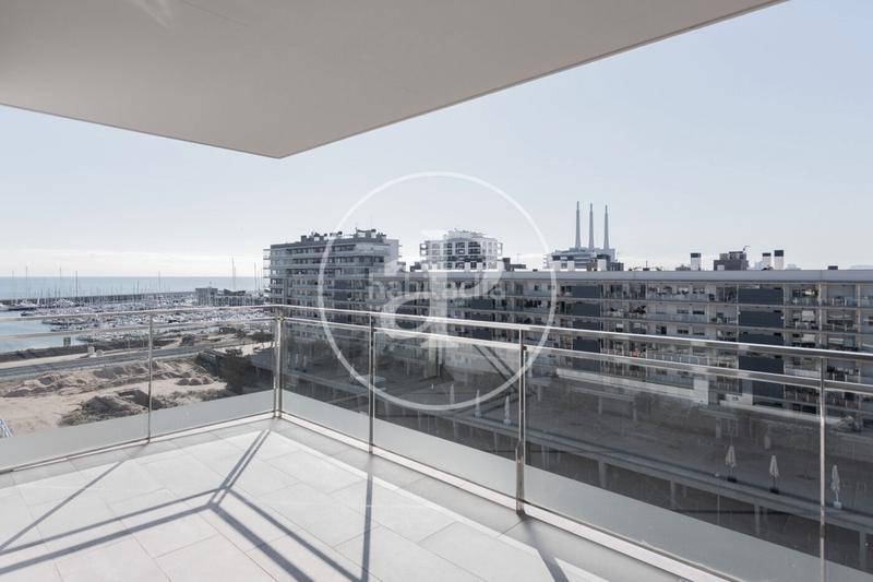 Foto 3dbade2a-d452-44e5-8b9d-06cc27865961. Location appartement avec chauffage parking piscine dans Badalona