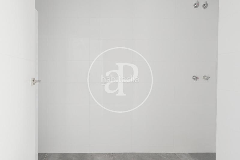 Foto f7bd2f00-df92-4247-a6e6-6102a6dca8d9. Location appartement avec chauffage parking piscine dans Badalona