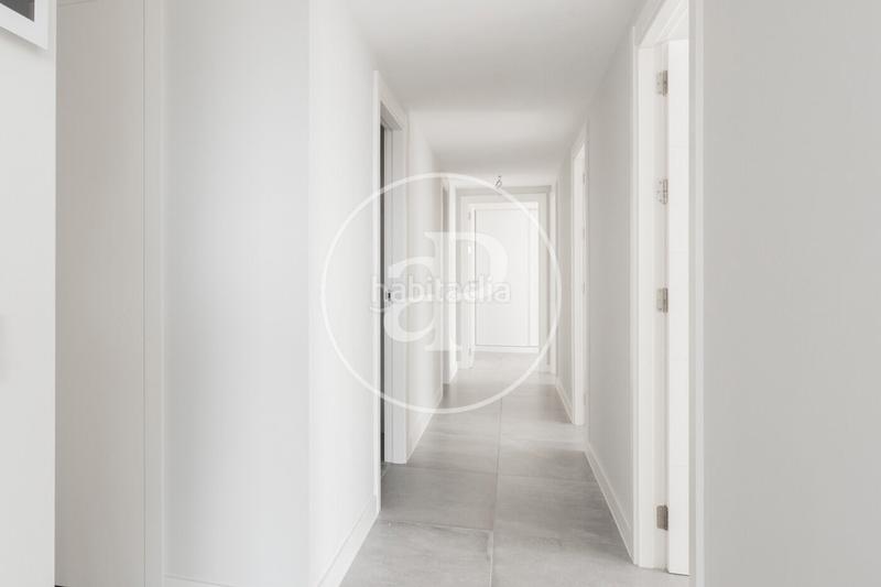 Foto 5cc82e5f-12a0-4a06-b906-8aabb161c561. Rent flat with heating parking pool in Port Badalona