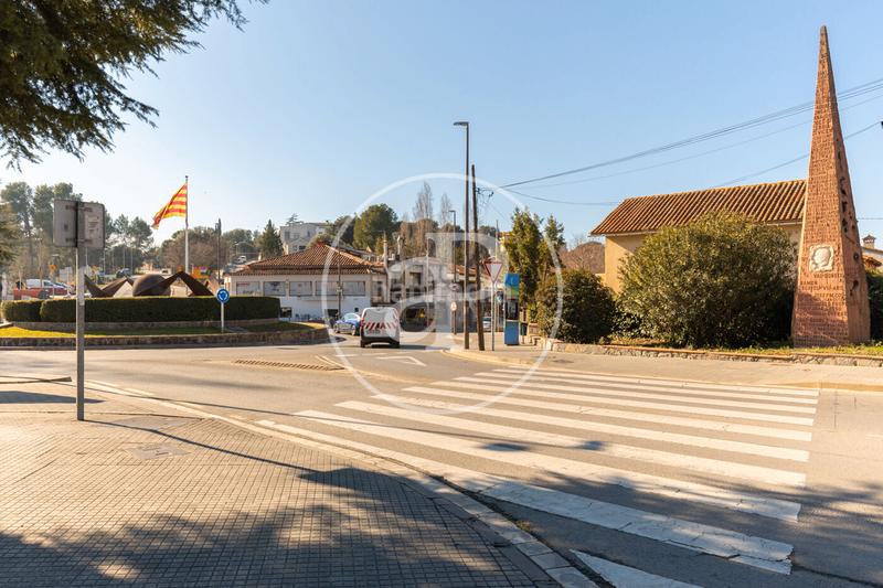 Foto 98650135-55a6-4145-9ad8-4bd6bc563876. Terreno residenziale in Can Sant Joan Montcada i Reixac