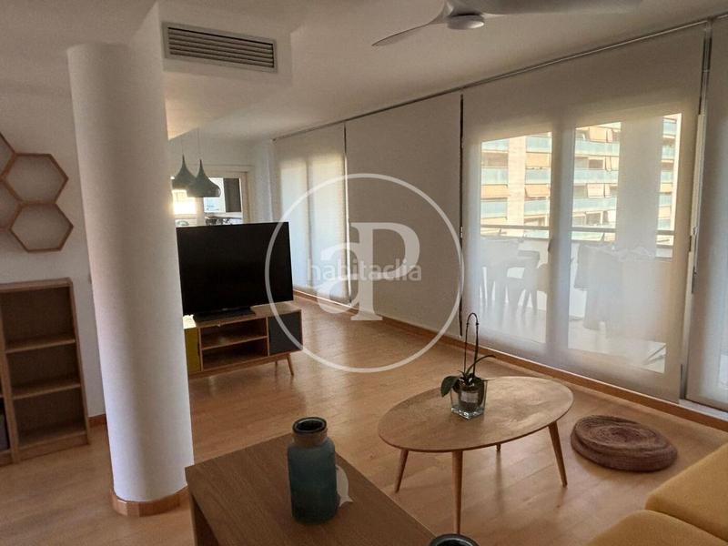 Foto 857cfde8-e9f3-42a5-ad47-7367f5f85403. Rent flat with heating parking pool in Sant Pau Valencia