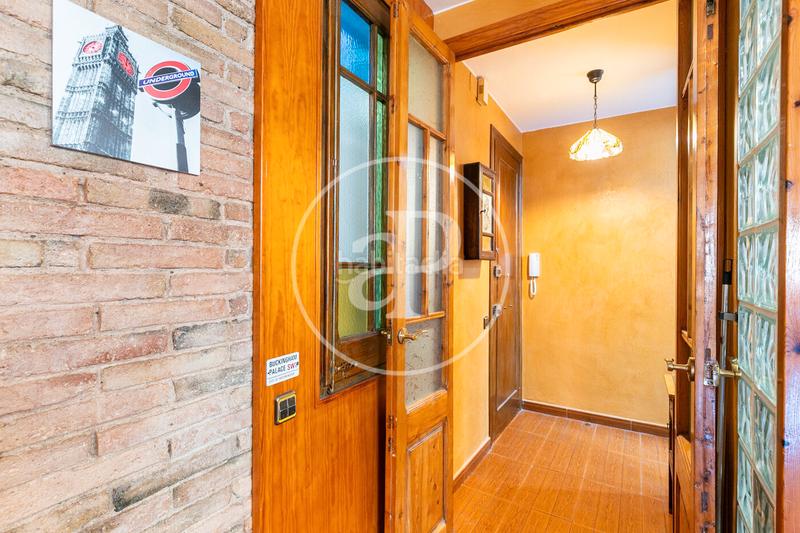 Foto f8f6a3c9-8054-4ddb-b2c5-b07a87b09e4f. Location appartement avec chauffage dans Sagrada Família Barcelona