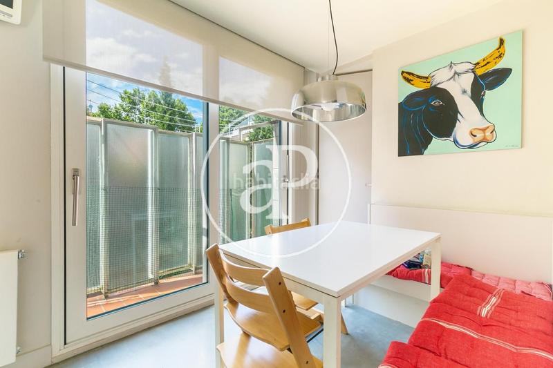 Foto 7ada2645-7660-42d2-bb0f-febe53f3017d. Location attique avec chauffage parking piscine dans Barcelona