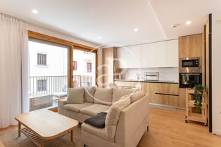 Rent Flat  Carrer de la mare de déu del remei. Piso en alquiler en poble sec con terraza privada