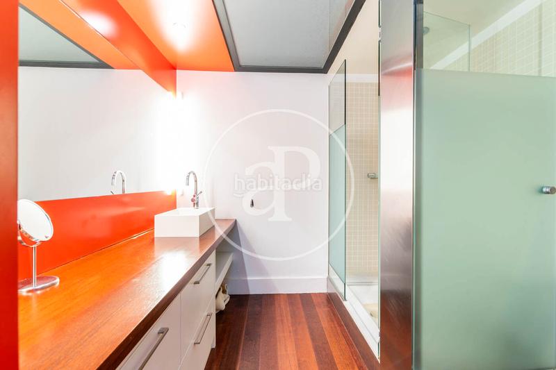 Foto 07bdda16-af97-43f2-8cb6-a3f999aa7807. Loft mit heizung parking in Poblenou Barcelona