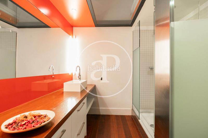 Foto 66751a0e-70a9-4e88-bc6a-b2df634fb7e0. Loft mit heizung parking in Poblenou Barcelona