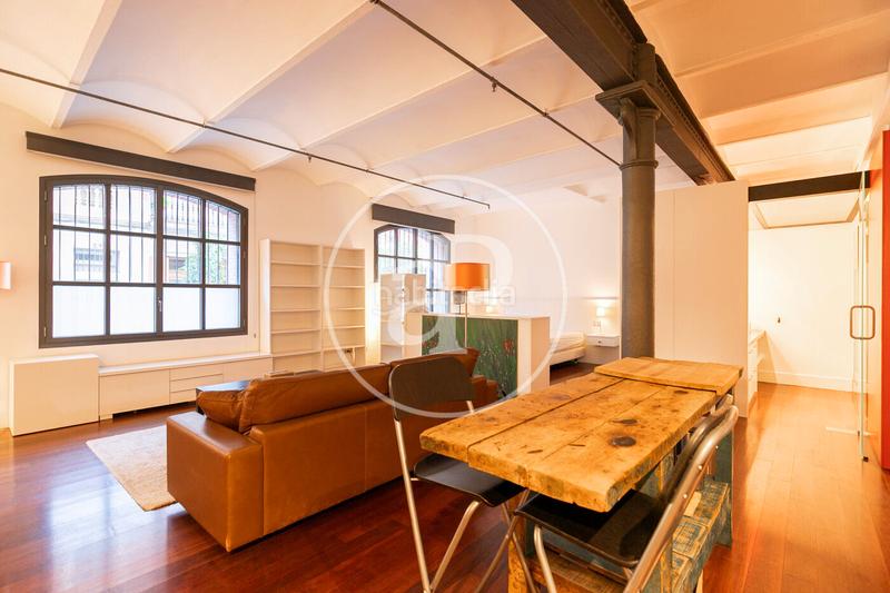 Foto 8d39f516-1ba8-4173-b000-46300c3b3d37. Loft mit heizung parking in Poblenou Barcelona