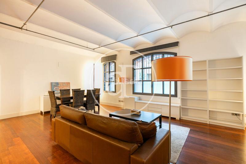 Foto a833ee9b-fdfd-4367-ba4e-caf7c6e385a5. Loft mit heizung parking in Poblenou Barcelona