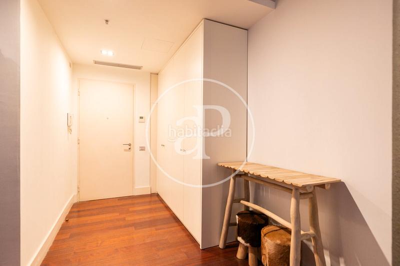 Foto acd9c3d2-802b-406c-b7b0-1add89c168b3. Loft mit heizung parking in Poblenou Barcelona