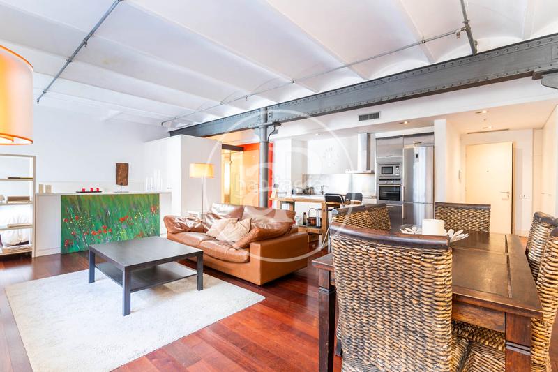 Foto b3f5e284-d721-4dd1-a1e5-dc2ce64b1590. Loft mit heizung parking in Poblenou Barcelona