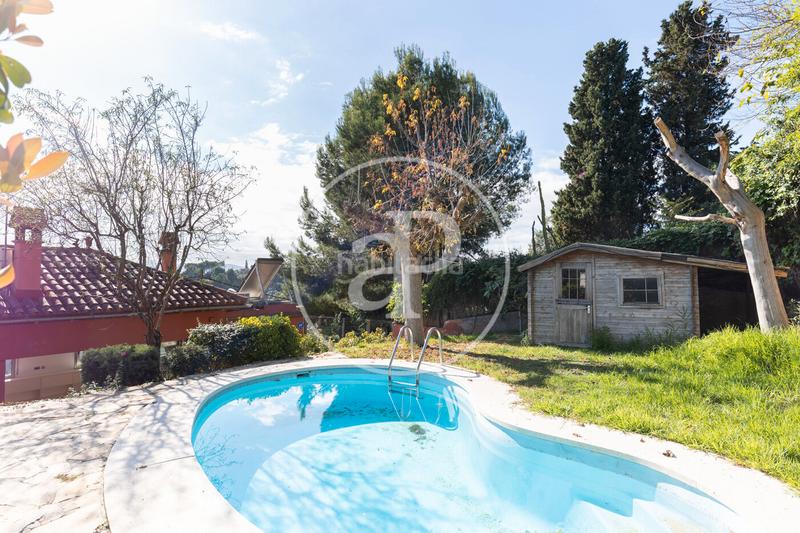 Foto 8ea8d8c3-9d1b-4187-abb7-238ef8a5b2de. Casa adossada amb calefacció piscina a Bellaterra