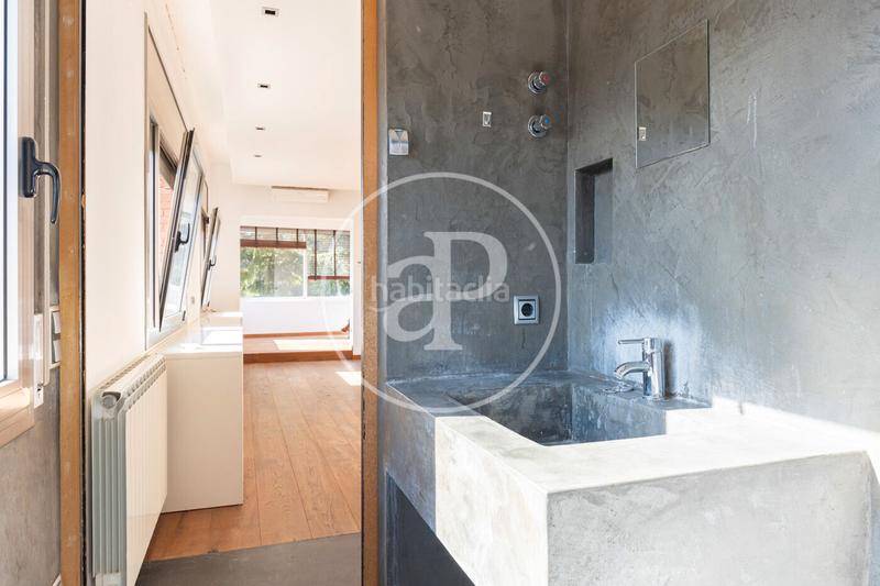 Foto 9ca21cda-2644-47db-aada-4f30cc96e5ef. Casa adossada amb calefacció piscina a Bellaterra