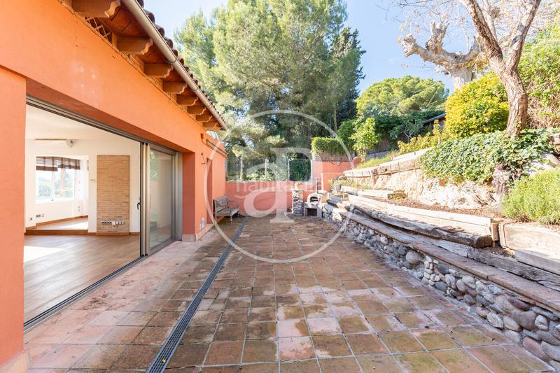 Foto a2af0343-76fc-41f8-b124-3988df102e8e. Casa adossada amb calefacció piscina a Bellaterra