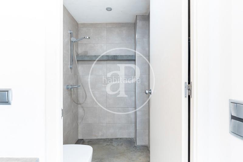 Foto b130ffed-3dbd-4f53-997e-fc3edfce343d. Casa adossada amb calefacció piscina a Bellaterra