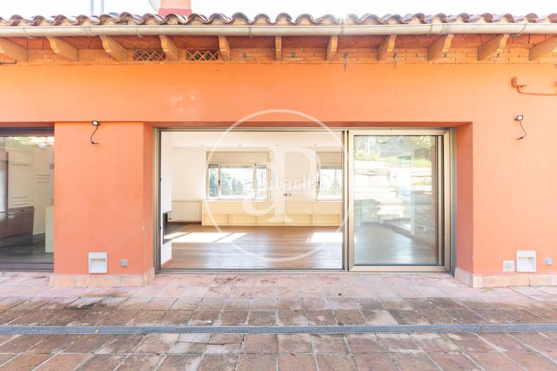 Foto d5366ffc-d677-40c6-8ff3-85a21546d919. Casa adossada amb calefacció piscina a Bellaterra