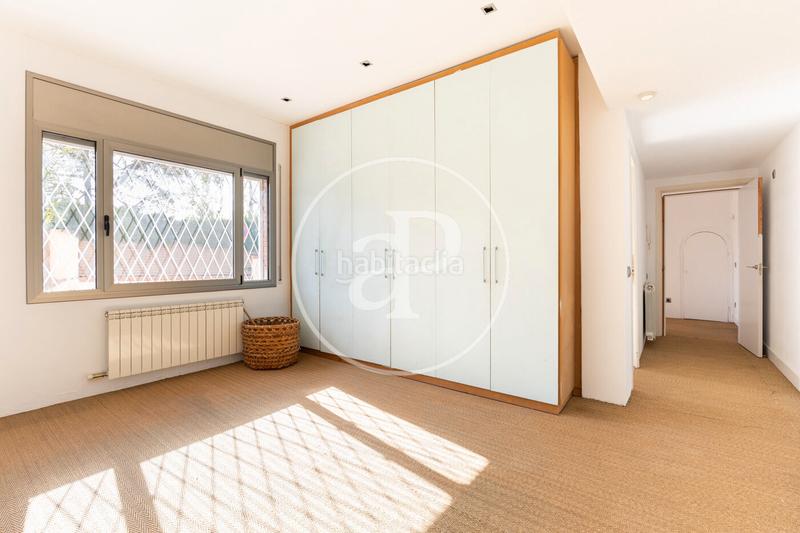 Foto ddea99e5-81f0-4461-a02d-aa3c0fa9bf97. Casa adossada amb calefacció piscina a Bellaterra