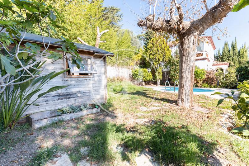 Foto f0aacc60-d1ae-446a-9f94-ab89fca9eb0f. Casa adossada amb calefacció piscina a Bellaterra