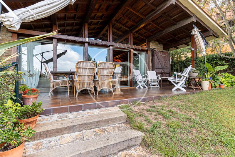 Foto 4feaad0f-59a2-4dfe-b5d2-69387670dffa. Casa con riscaldamento parcheggio piscina in Vallvidrera - Tibidabo - Les Planes Barcelona