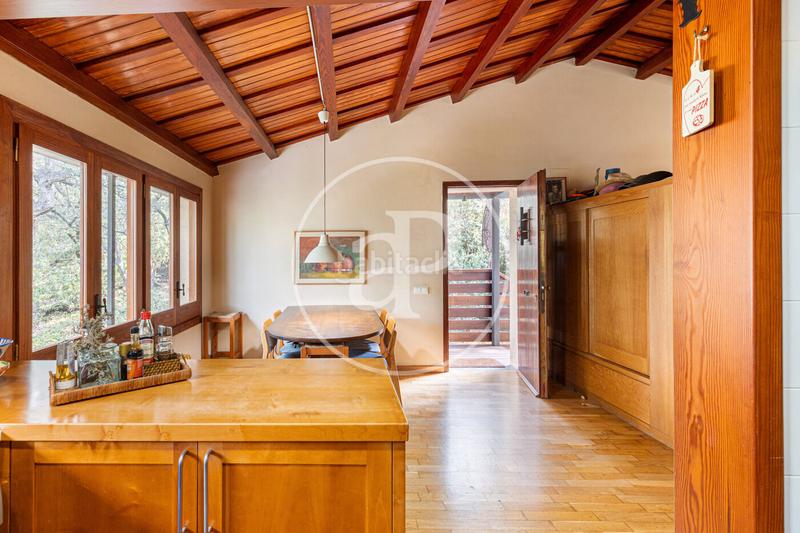 Foto 8ffce398-3612-4401-b551-e44b5a0ca29d. Casa con riscaldamento parcheggio piscina in Vallvidrera - Tibidabo - Les Planes Barcelona