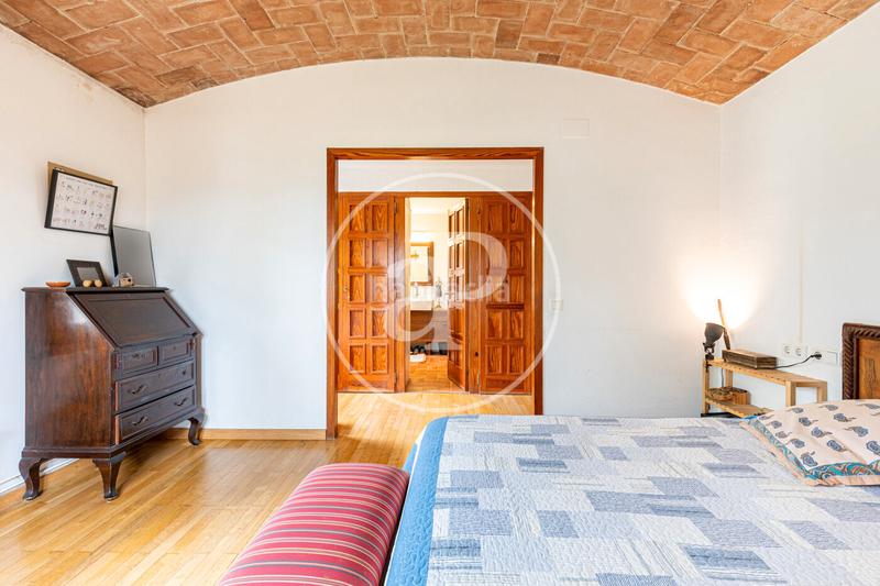 Foto d8b39298-b373-4c0e-8243-5e0d49bc0b00. Casa con riscaldamento parcheggio piscina in Vallvidrera - Tibidabo - Les Planes Barcelona