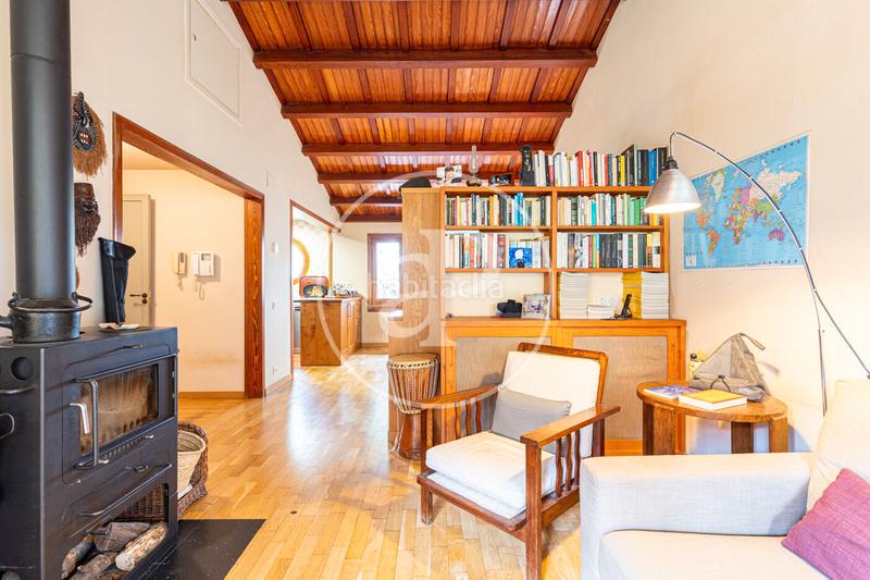 Foto e3037b92-1bbd-4801-a73e-6bcf8cc2608c. Casa con riscaldamento parcheggio piscina in Vallvidrera - Tibidabo - Les Planes Barcelona