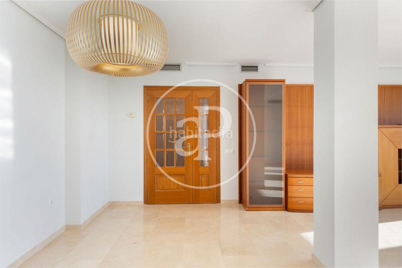 Foto 459de620-d1bc-4b6a-a3d0-ac6b3b5a1fda. Piso  en venta en av. corts nes en Sant Pau Valencia