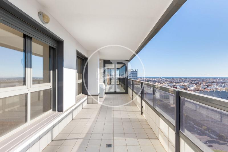 Foto b4ec909b-b55d-4c2b-914a-ec24c893f6ce. Piso  en venta en av. corts nes en Sant Pau Valencia