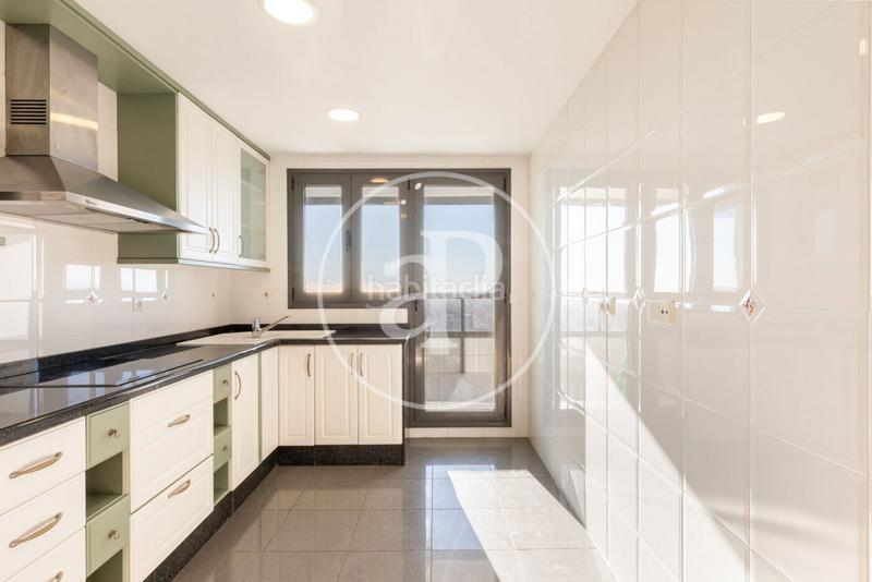 Foto de7de8a8-25b2-4945-807a-95db3abed448. Piso  en venta en av. corts nes en Sant Pau Valencia