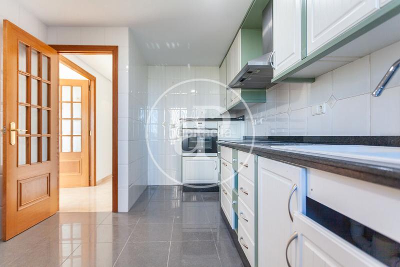 Foto 8246777b-9cfd-4563-9d21-0a5675cb4480. Alquiler piso  en alquiler en cortes nas en Sant Pau Valencia