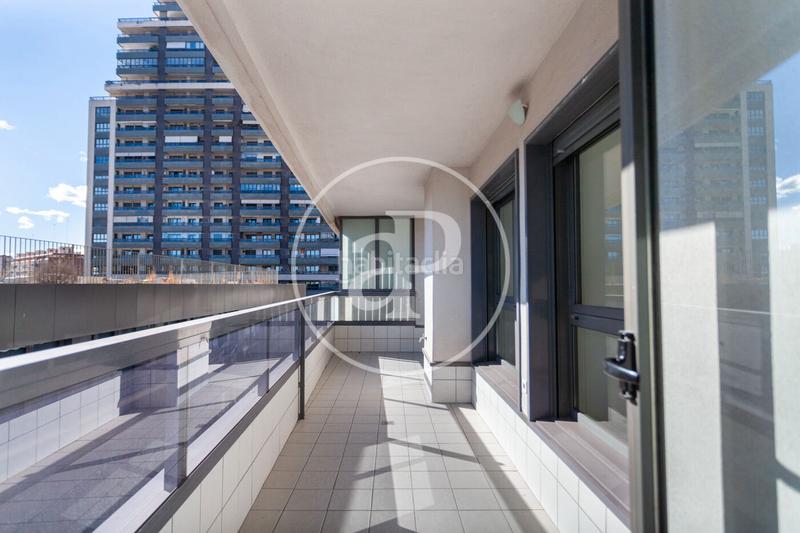 Foto 20e75fc5-83ad-4768-83b7-8f17cad4b1dd. Location appartement avec chauffage parking piscine dans Valencia