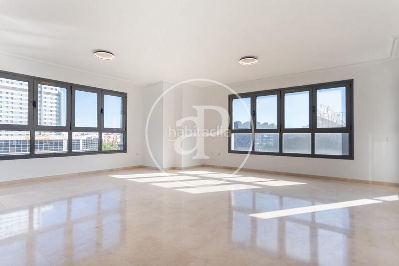 Foto 7cef499b-23f2-42cf-9b53-3fc0c2dd210a. Location appartement avec chauffage parking piscine dans Valencia