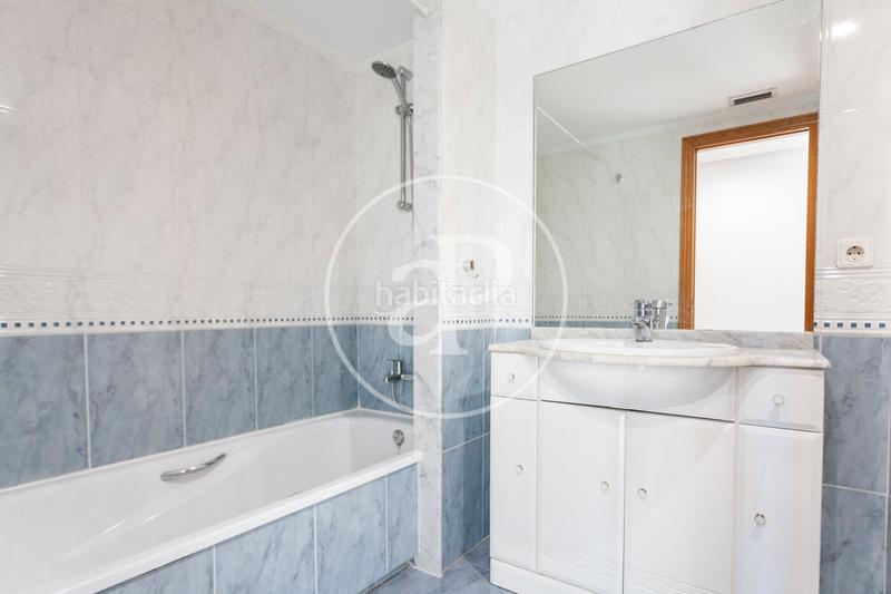 Foto 23e13414-e1a8-4806-a4bd-c2ac30c673ba. Rent flat with heating parking pool in Sant Pau Valencia