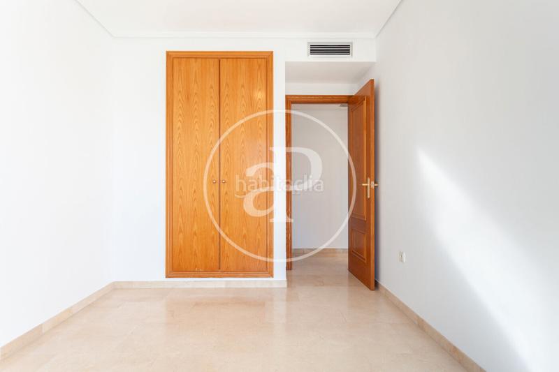 Foto a82cf91b-3c8c-4008-8a12-fa40751bc307. Rent flat with heating parking pool in Sant Pau Valencia