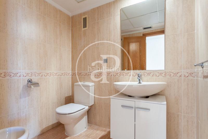 Foto d49871b2-ad42-4694-a805-49e709796d72. Rent flat with heating parking pool in Sant Pau Valencia