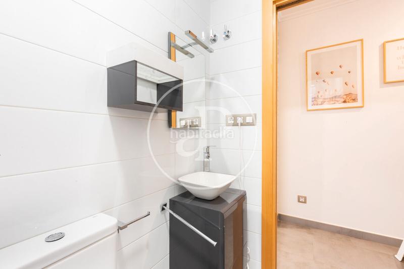 Foto cb4b2ea2-4edb-424d-bbb1-5d60f54f277e. Flat with heating in Mont Olivet Valencia