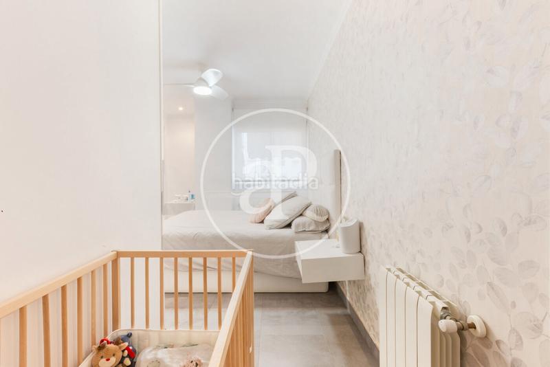 Foto f1bdc015-a873-4067-884e-085d0ac923c2. Flat with heating in Mont Olivet Valencia