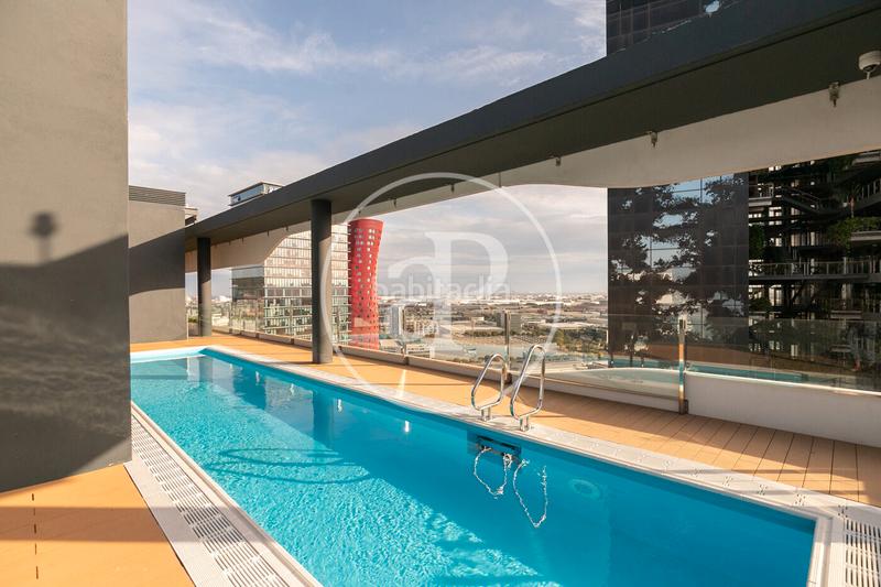 Foto 8d9a6762-3a35-42d8-b9e2-326a0b9262a2. Lloguer pis amb calefacció aparcament piscina a Santa Eulàlia Hospitalet de Llobregat (L´)