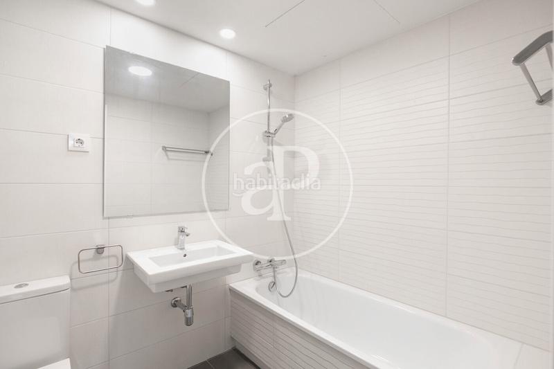 Foto a9e00679-166c-44e8-b422-1f3737499c08. Location appartement avec chauffage parking piscine dans Hospitalet de Llobregat (L´)