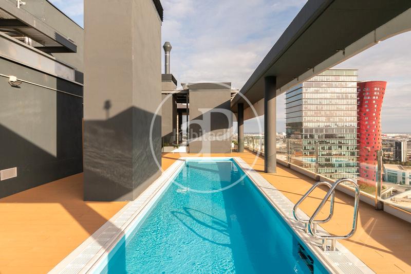 Foto 28beddc5-6c79-4cf7-b8e9-566d8d824b56. Rent flat with heating parking pool in Santa Eulàlia Hospitalet de Llobregat (L´)