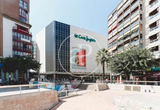 Pis  Pl. dels pinazos. Piso en venta en colón