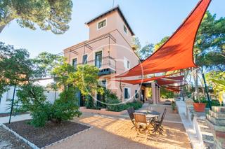 House in Villafranqueza. Villa en venta en villafranqueza, alicante