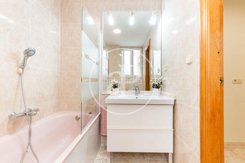 Foto 25077a4d-107f-4837-a730-0e1cf20c47b0. Location appartement avec chauffage dans Russafa Valencia