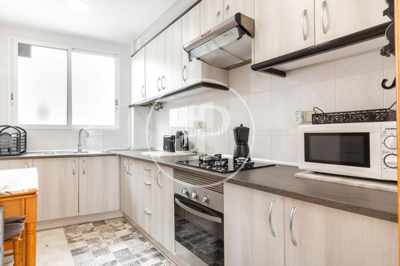 Foto 9840ba4a-1ce1-47ec-97e5-1003920f7b09. Location appartement avec chauffage dans Russafa Valencia