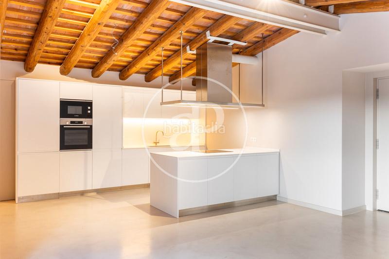 Foto 6d0454f4-3f42-411a-aad5-625ca75acf1b. Affitto appartamento con riscaldamento in Centre - Estació Sant Cugat del Vallès