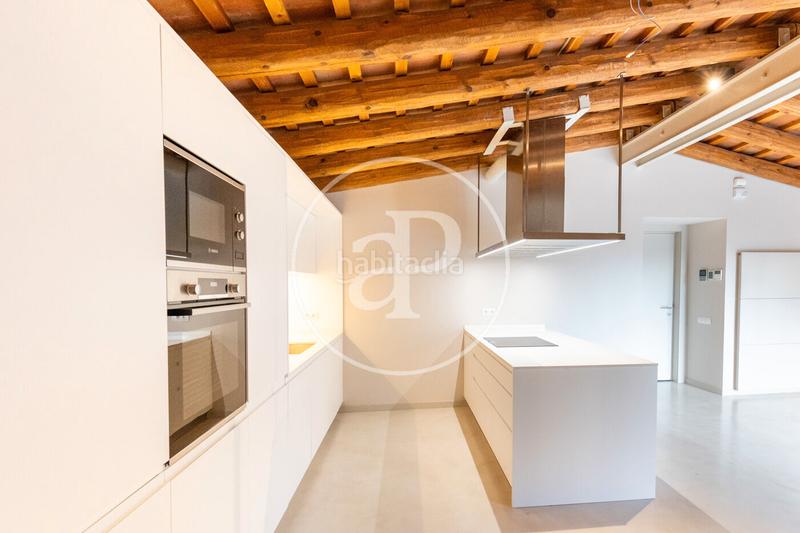 Foto 4a8f1bff-5f2a-40a0-b005-e5bdfa7d25e1. Lloguer pis amb calefacció a Centre - Estació Sant Cugat del Vallès