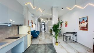 Etagenwohnung in Carrer de Martínez Aloy