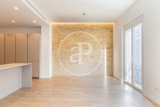 Affitto Appartamento  C/ de l'almirall cadarso. Piso en alquiler en leixample