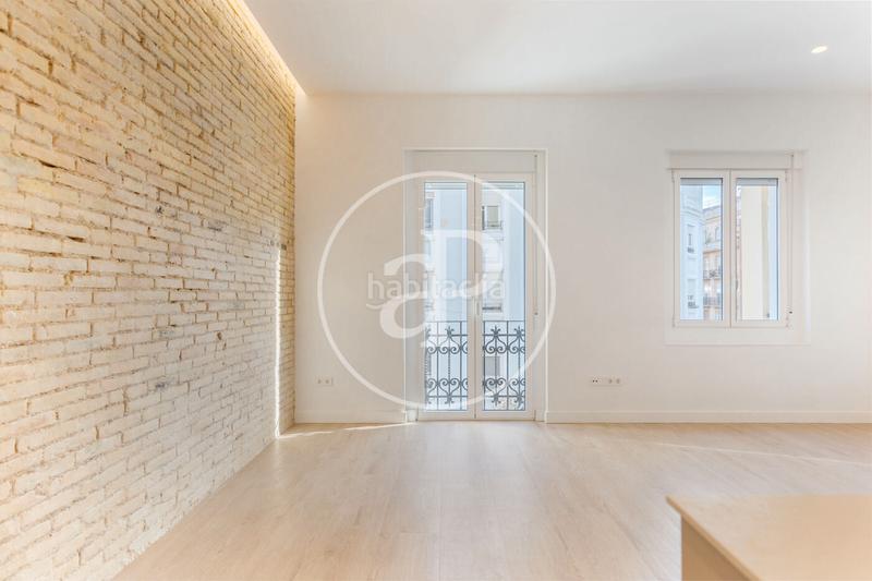 Foto c83c3c60-1d4a-43f1-a2b4-ccee0cf495f3. Rent flat with heating in Gran Via Valencia