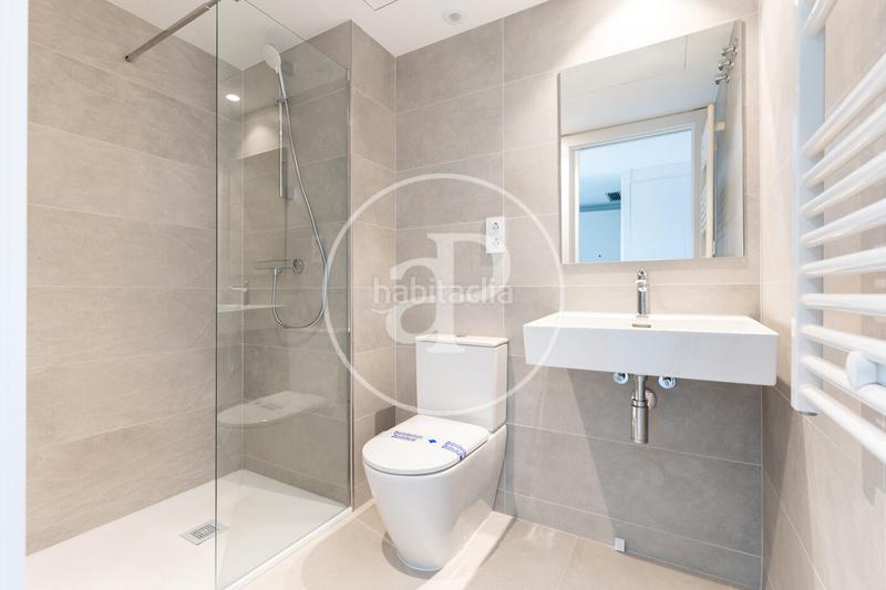 Foto 1a456239-e37b-48e0-824b-a3fad1ca80e9. Lloguer pis amb calefacció aparcament a Turó de Can Mates Sant Cugat del Vallès