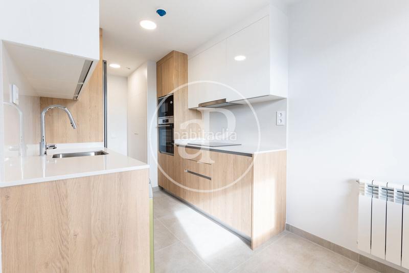 Foto a6de398a-8712-47ba-b272-cd7188bac85a. Rent flat with heating parking in Turó de Can Mates Sant Cugat del Vallès